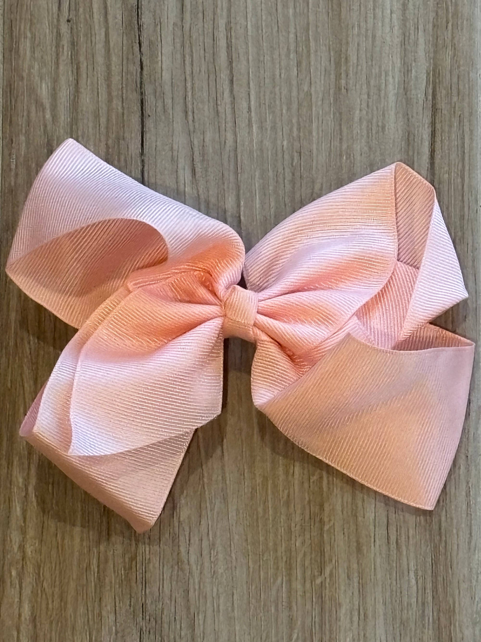 Hair Bow - Light Peach