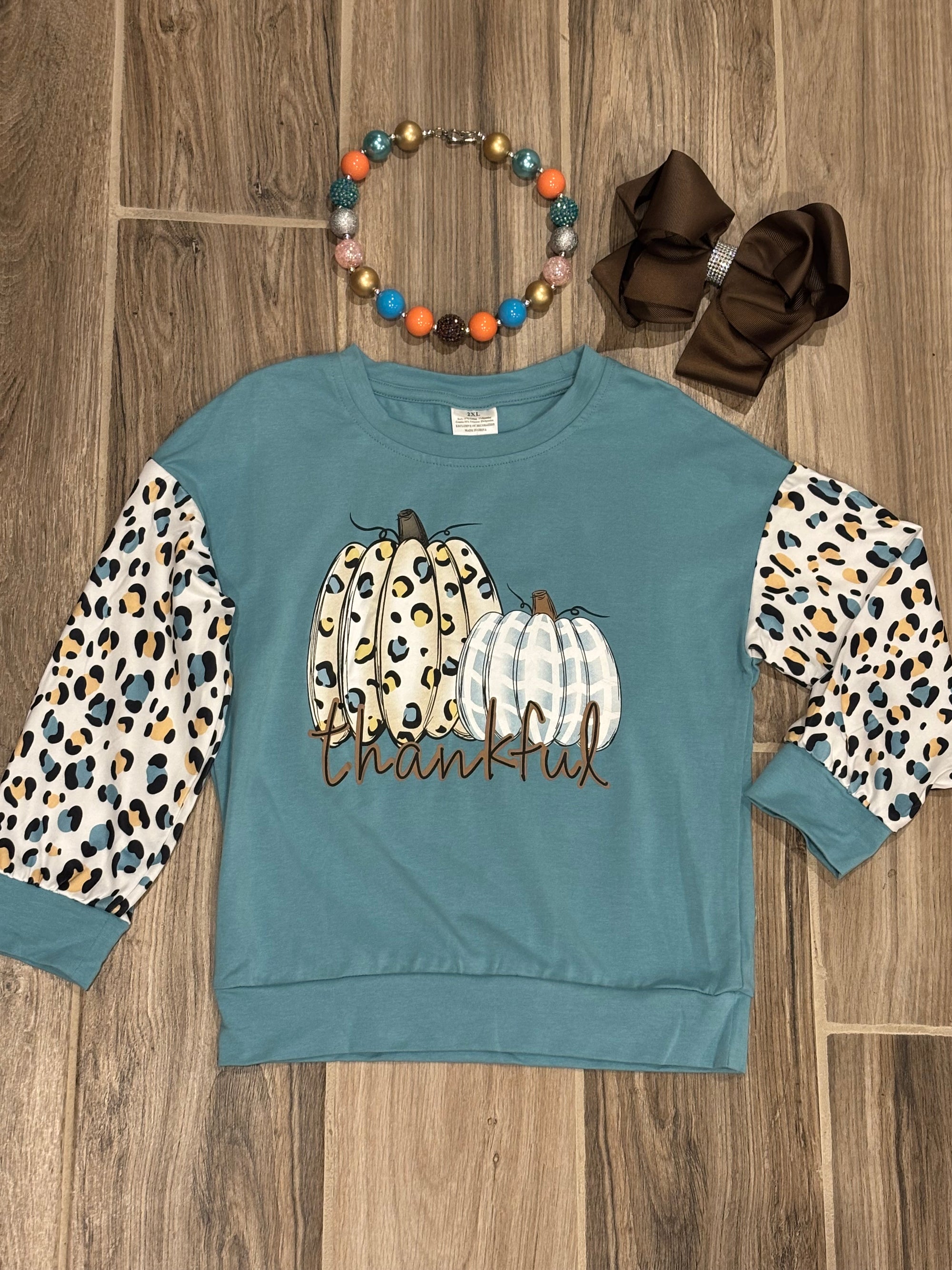 Top - Blue w/Leopard Pumpkins